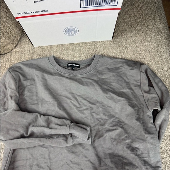 Box with Clothes Different Brands Like Who What Wear, Fashion Nova. - Picture 2 of 13